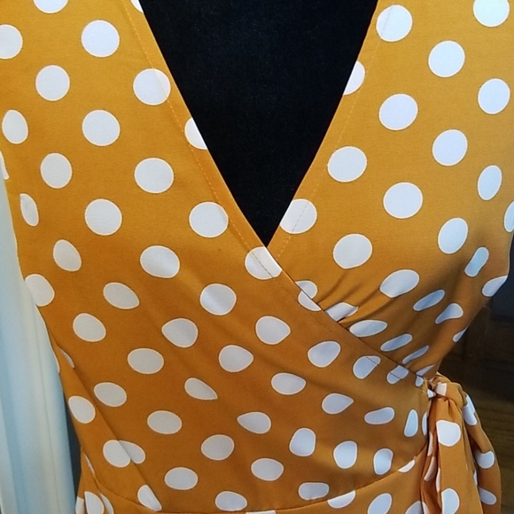 Papillon Poke a dot mustard wrap dress - Picture 5 of 9